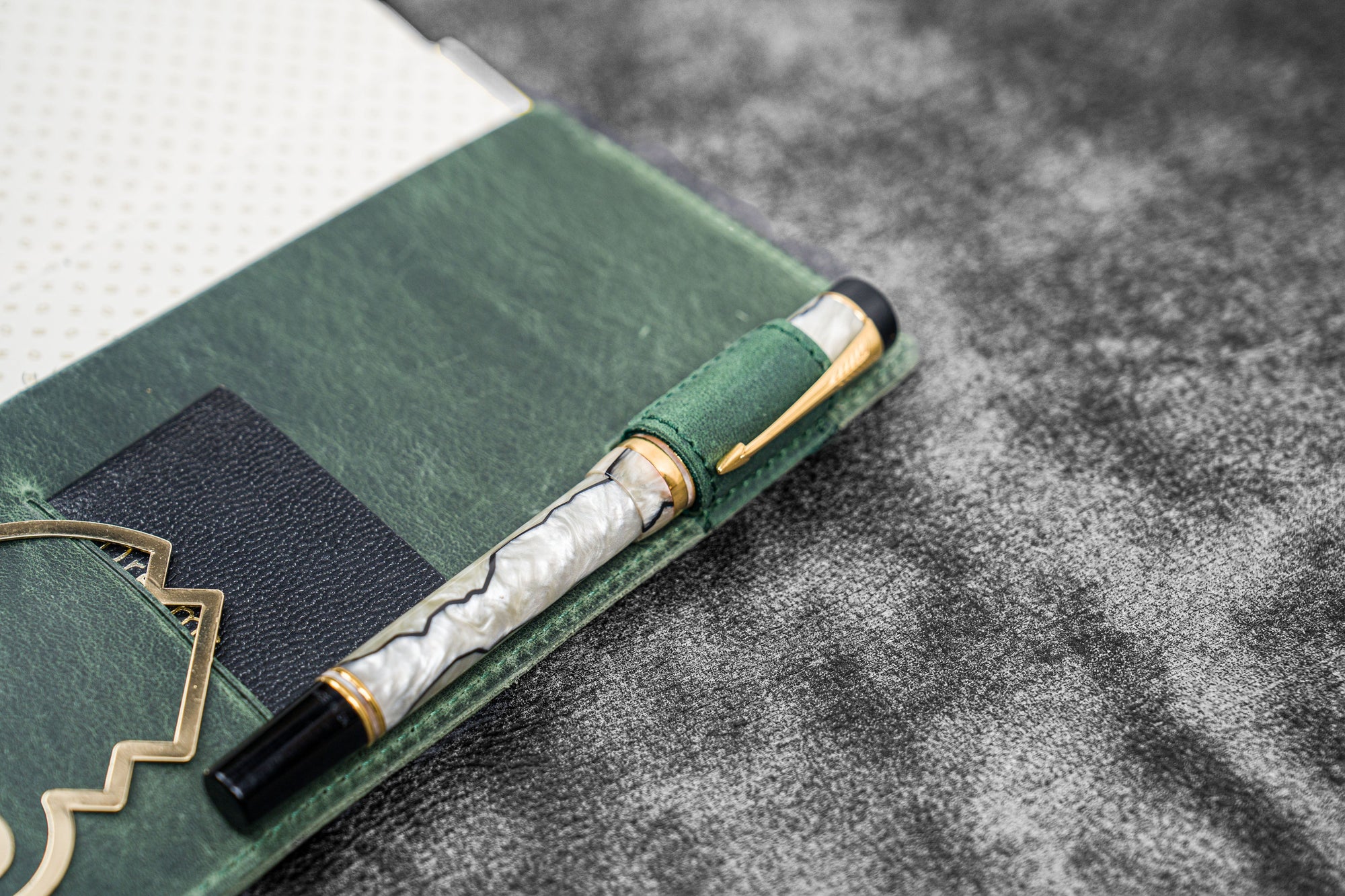 Leather Slim Hobonichi Weeks Planner Cover - C.H. Forest Green