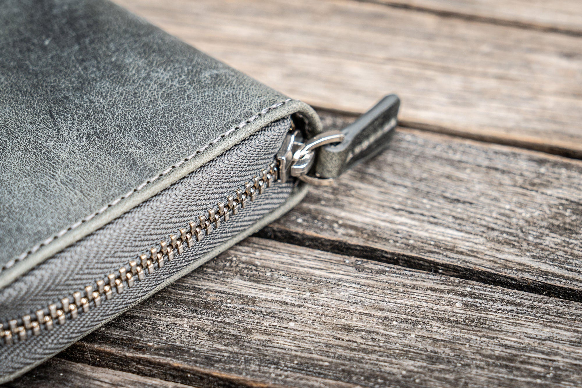 Leather Zippered 3 Slots Pen Case - Crazy Horse Smoky