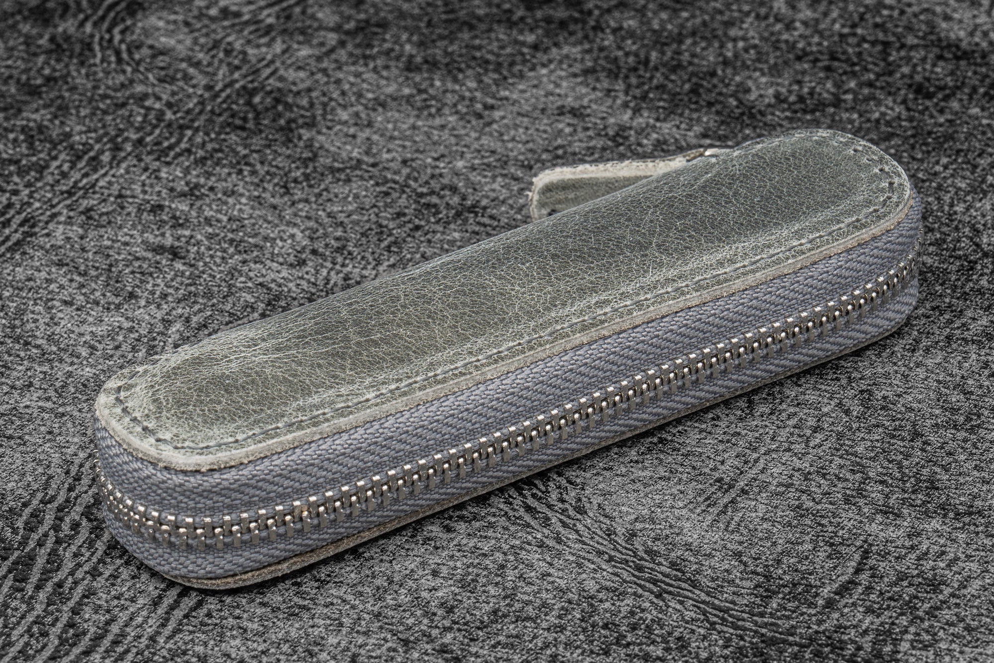 Leather Zippered Single Pen Case for Kaweco - Pocket Pen - C. H. Smoky-