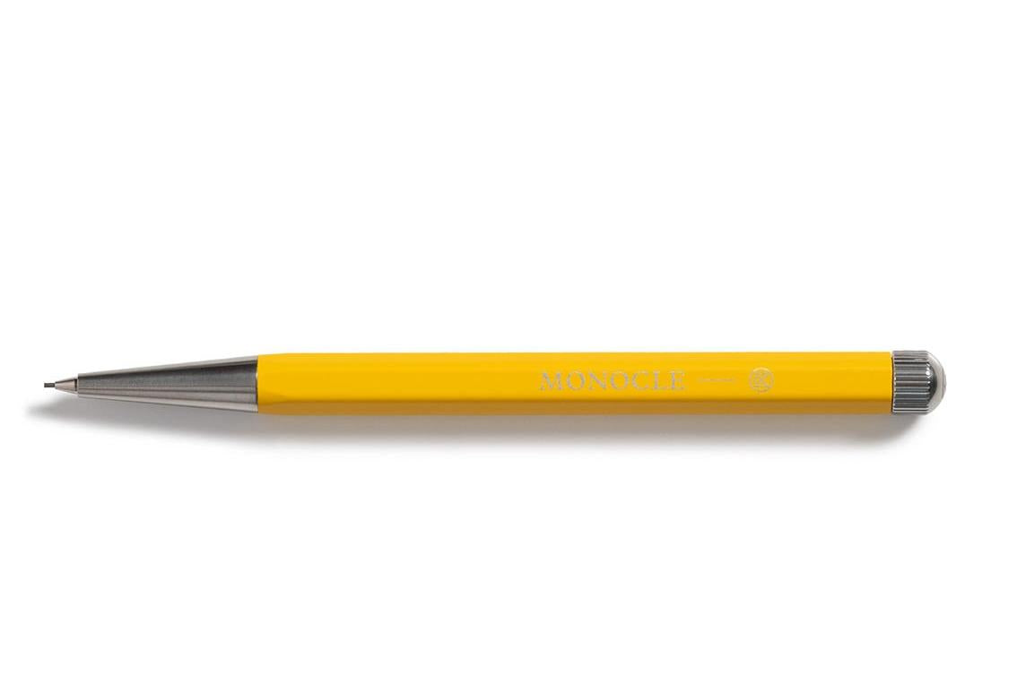 Leuchtturm1917 Monocle Serisi Drehgriffel Nr. 2, Versatil Kalem, 0.7 mm Uç, Sarı-Gümüş Kasa