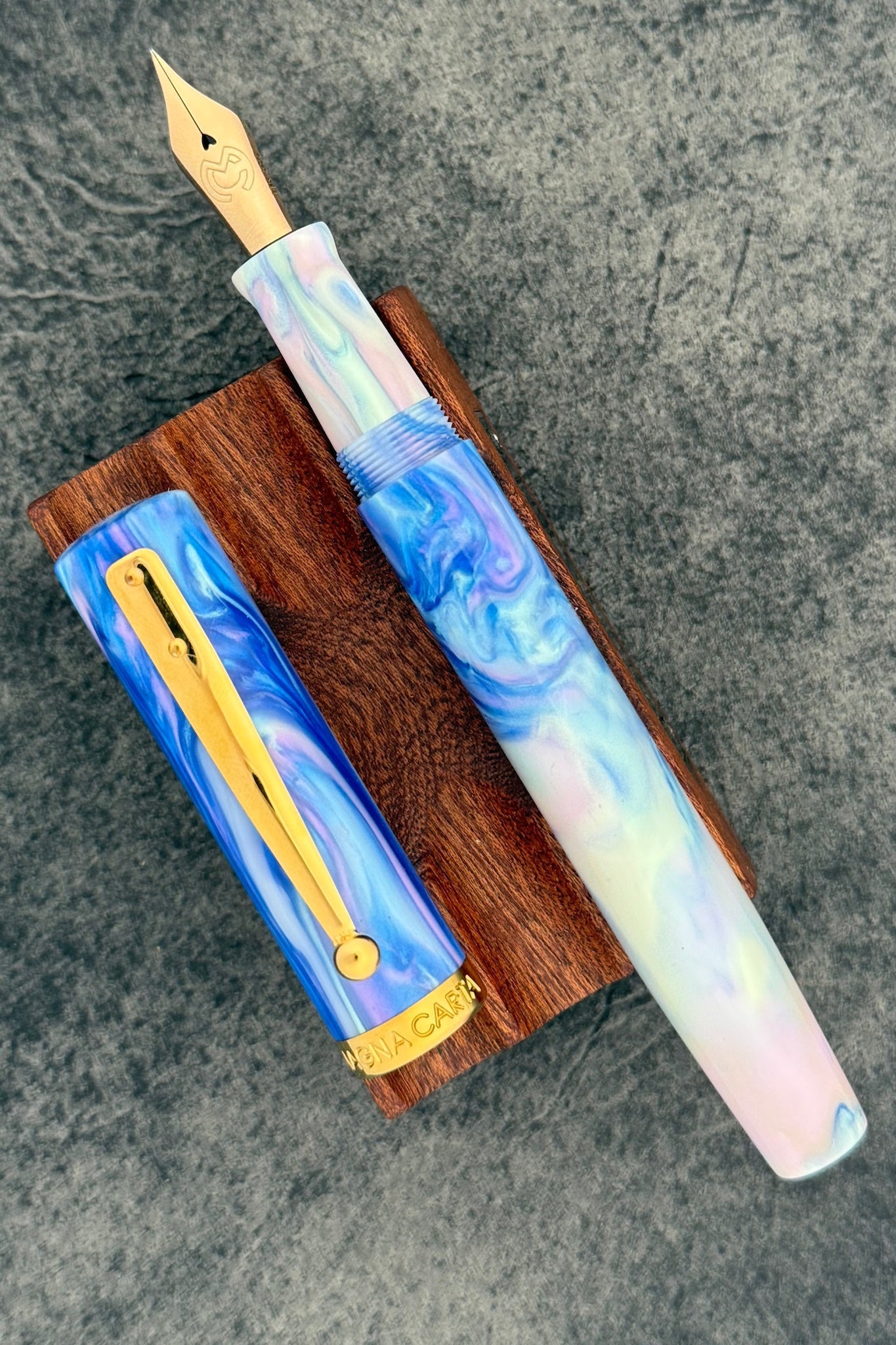 Magna Carta Mag 600 Esnek Uçlu Dolma Kalem - Blue Opal