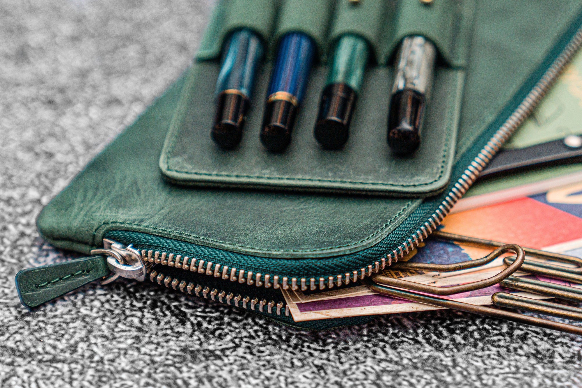 Leather Slip-N-Zip 4 Slots Zippered Pen Pouch - C.H. Forest Green