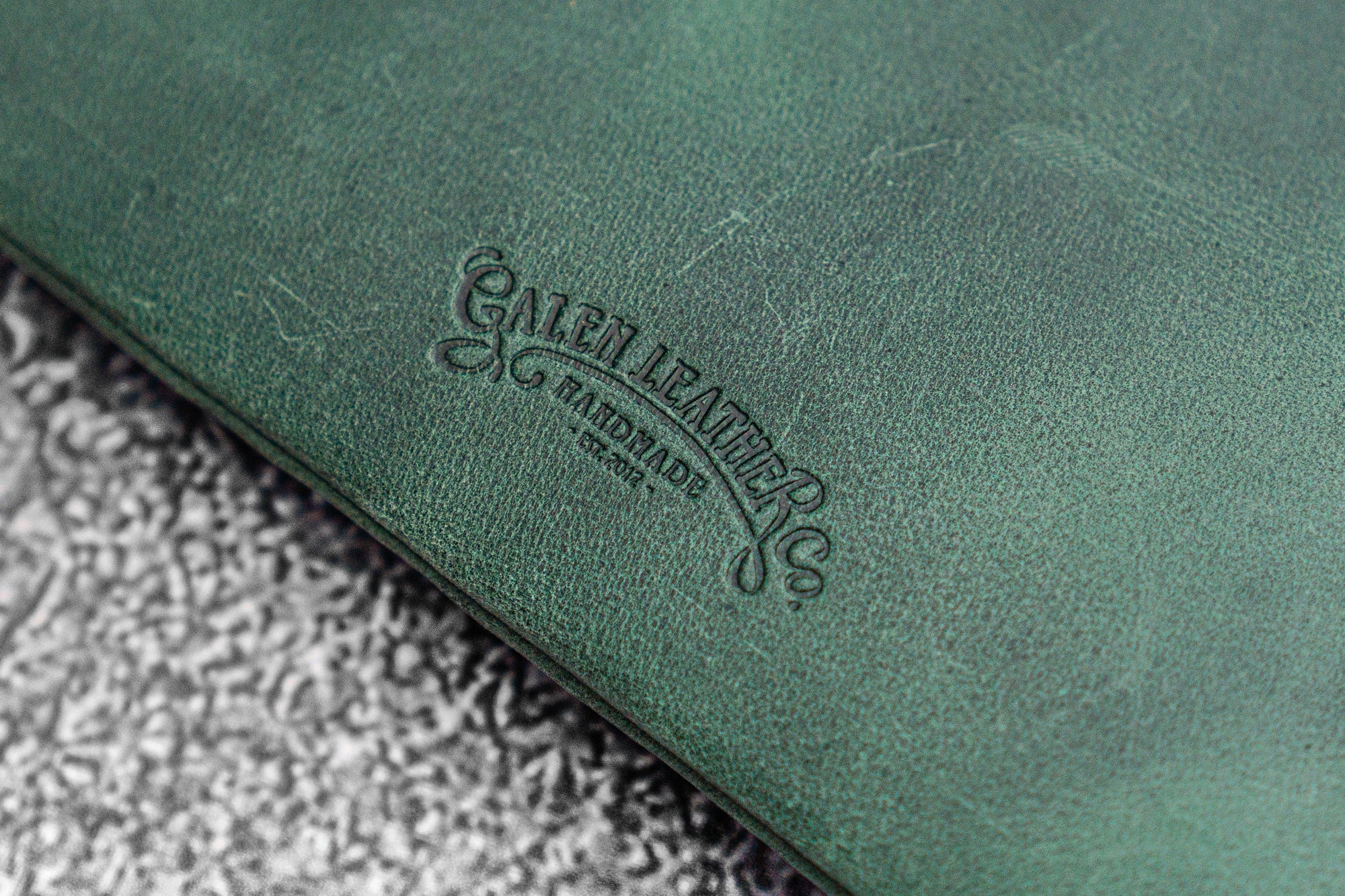 Leather Slip-N-Zip 4 Slots Zippered Pen Pouch - C.H. Forest Green