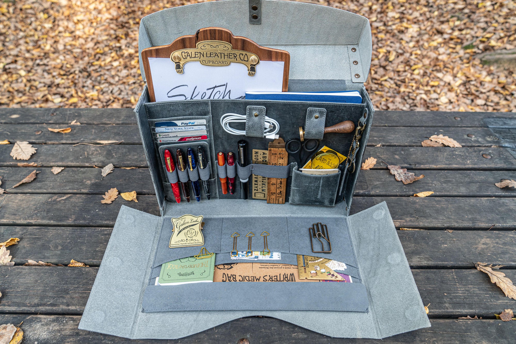 Writer&#39;s Medic Bag XLarge - Crazy Horse Smoky-Galen Leather