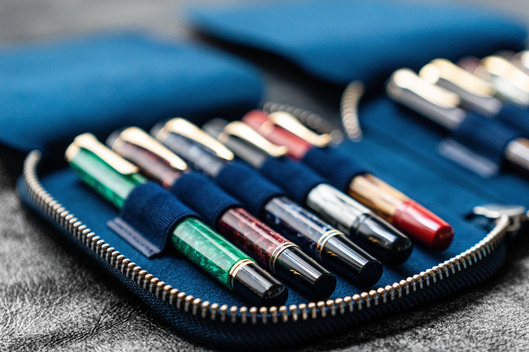 10&#39;lu Deri Kalemlik - Crazy Horse Koyu Mavi