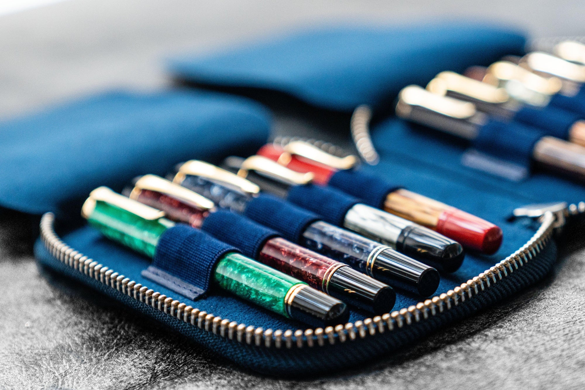 10&#39;lu Deri Kalemlik - Crazy Horse Koyu Mavi