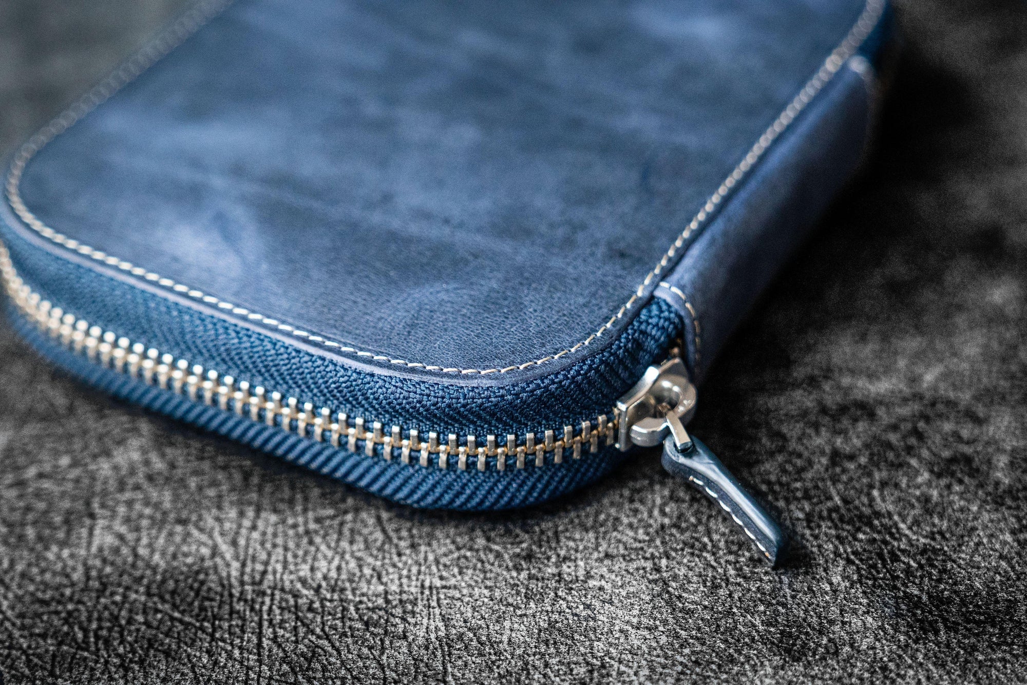 10&#39;lu Deri Kalemlik - Crazy Horse Koyu Mavi