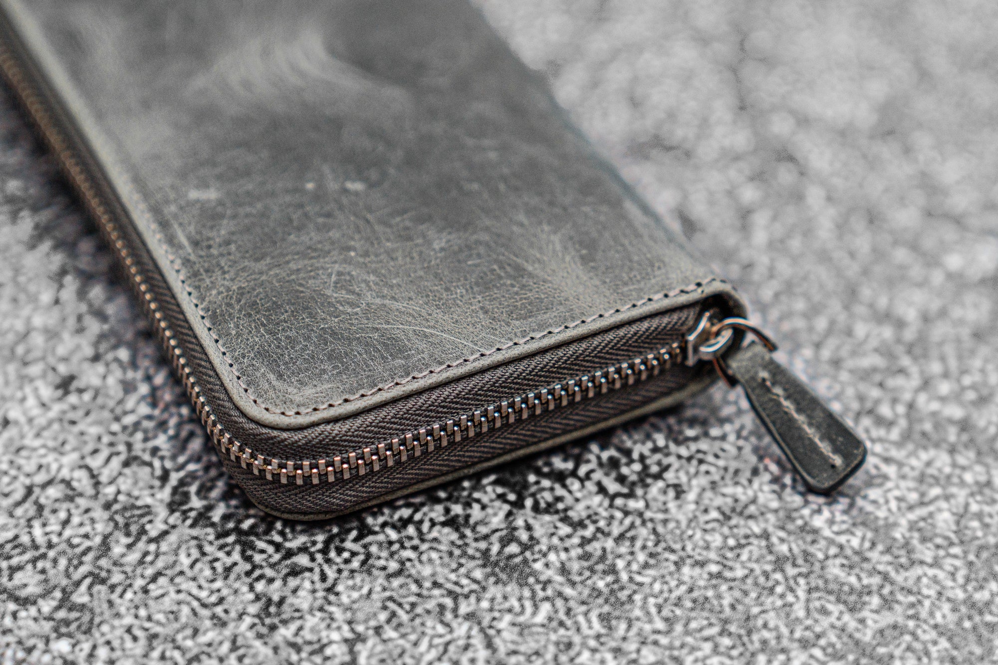 3'lü Fermuarlı Deri Kalemlik - Crazy Horse Füme