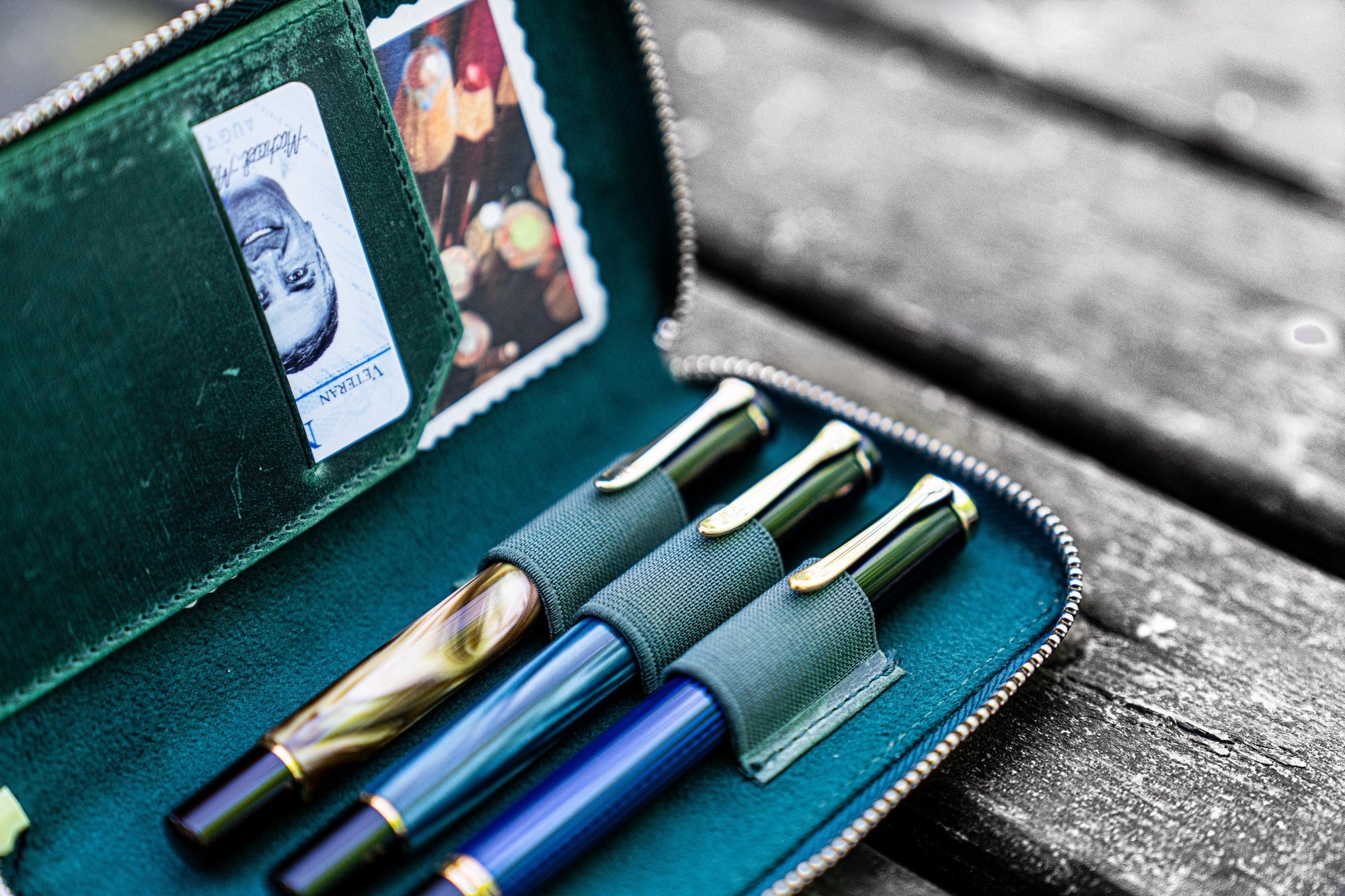 3&#39;lü Fermuarlı Deri Kalemlik - Crazy Horse Orman Yeşili