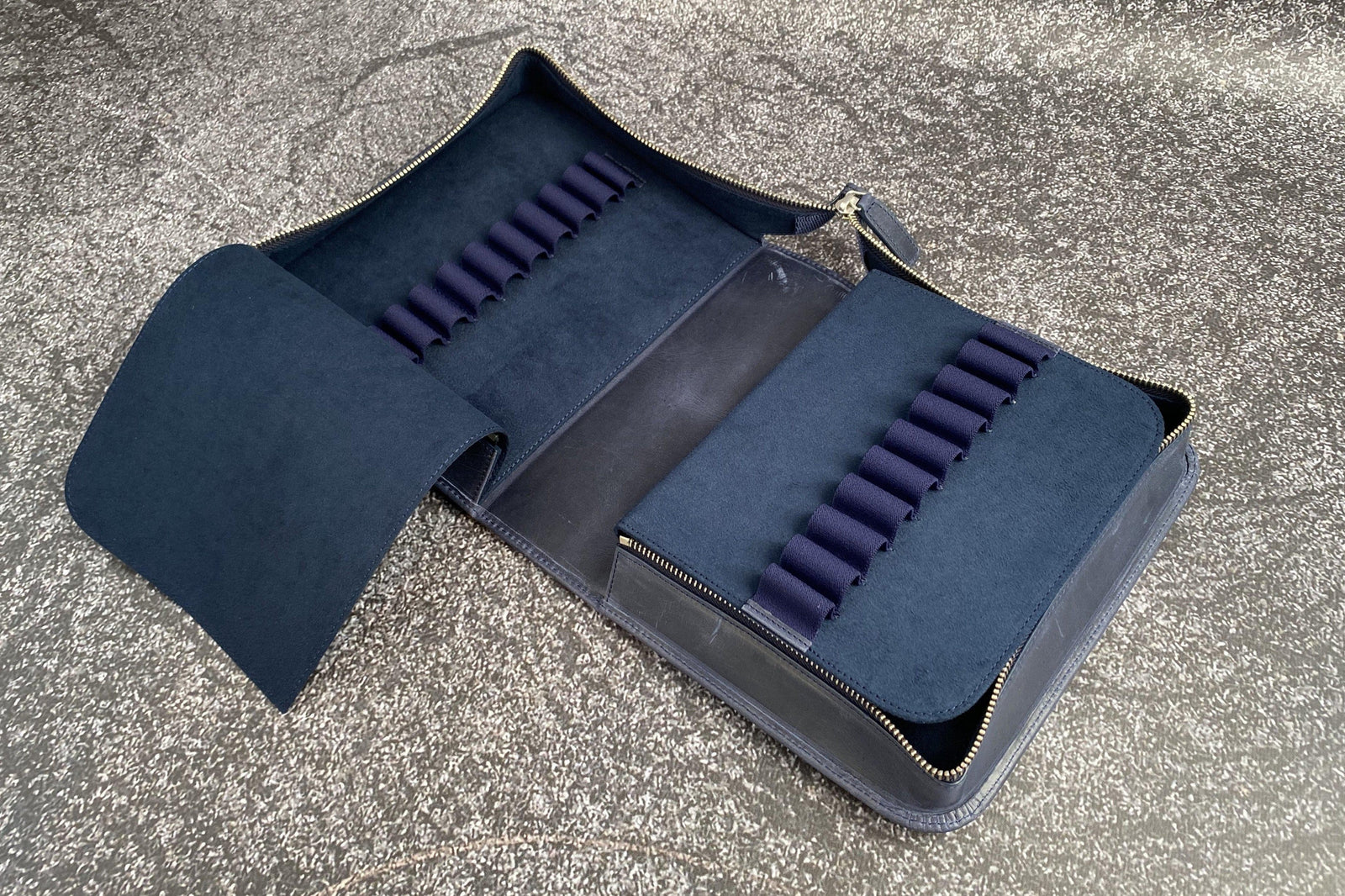 40'lı Deri Kalemlik - Crazy Horse Koyu Mavi