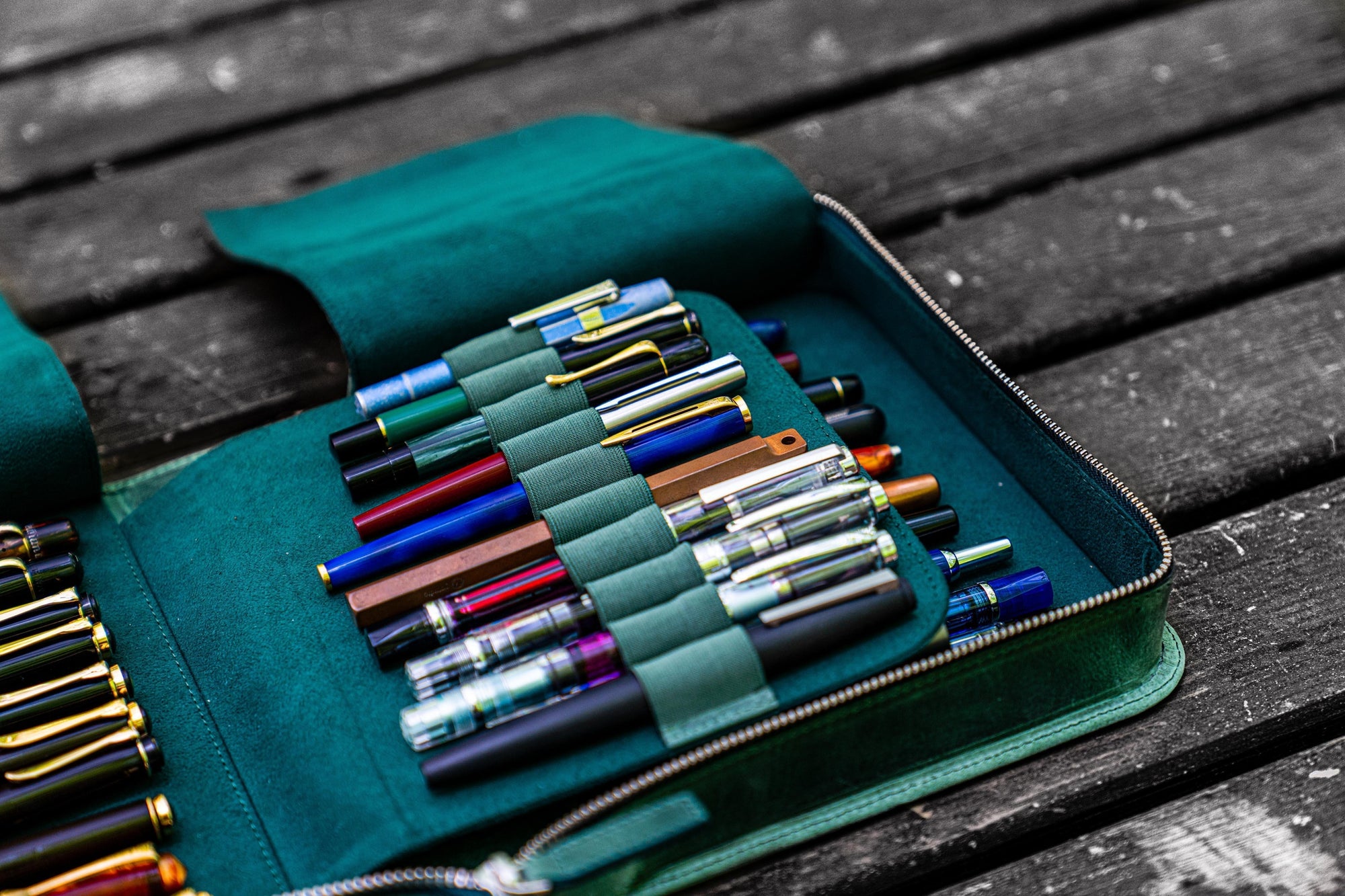 40'lı Deri Kalemlik - Crazy Horse Orman Yeşili