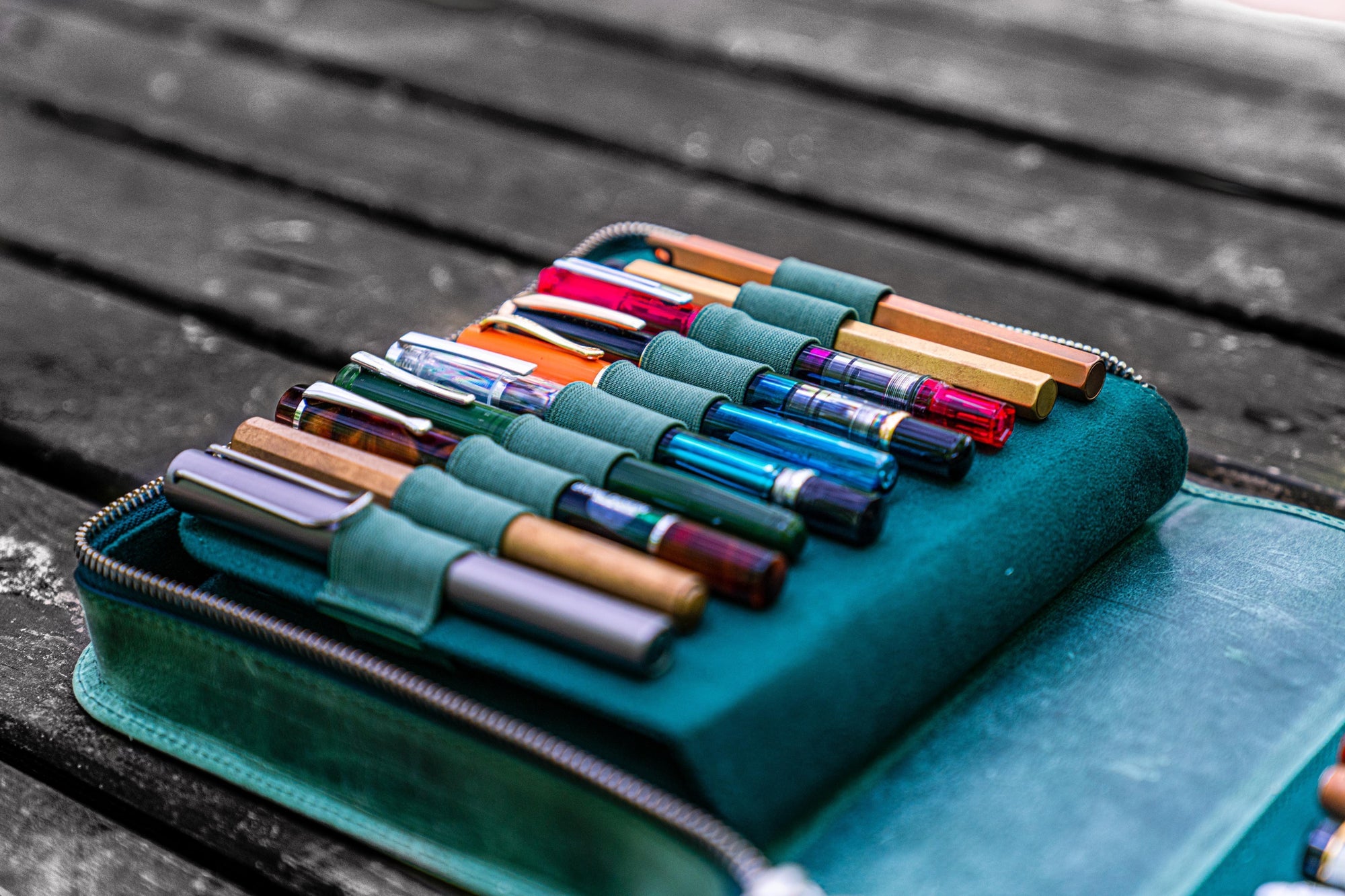 40'lı Deri Kalemlik - Crazy Horse Orman Yeşili