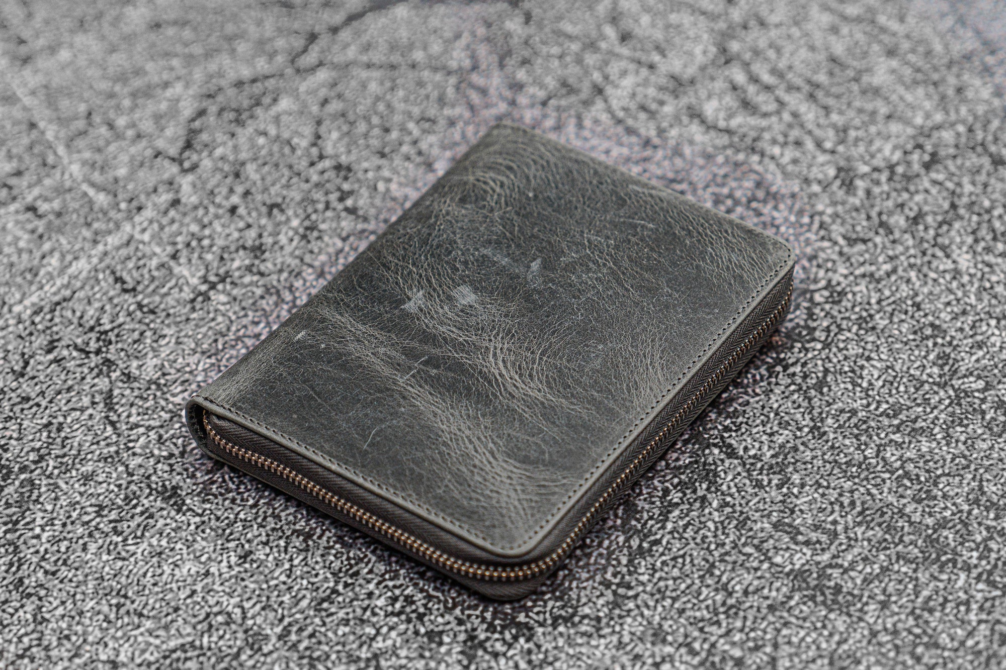 5'li Fermuarlı Deri Kalemlik - Crazy Horse Füme