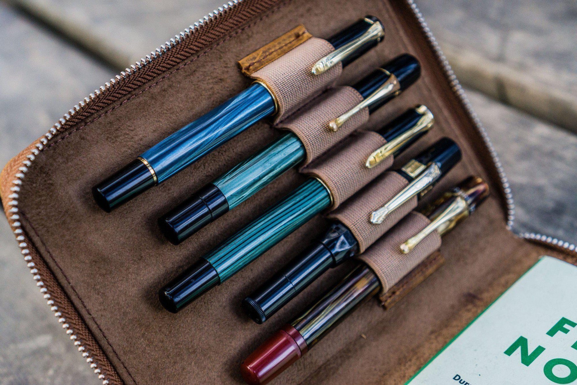 5&#39;li Fermuarlı Deri Kalemlik - Crazy Horse Taba / Kahverengi