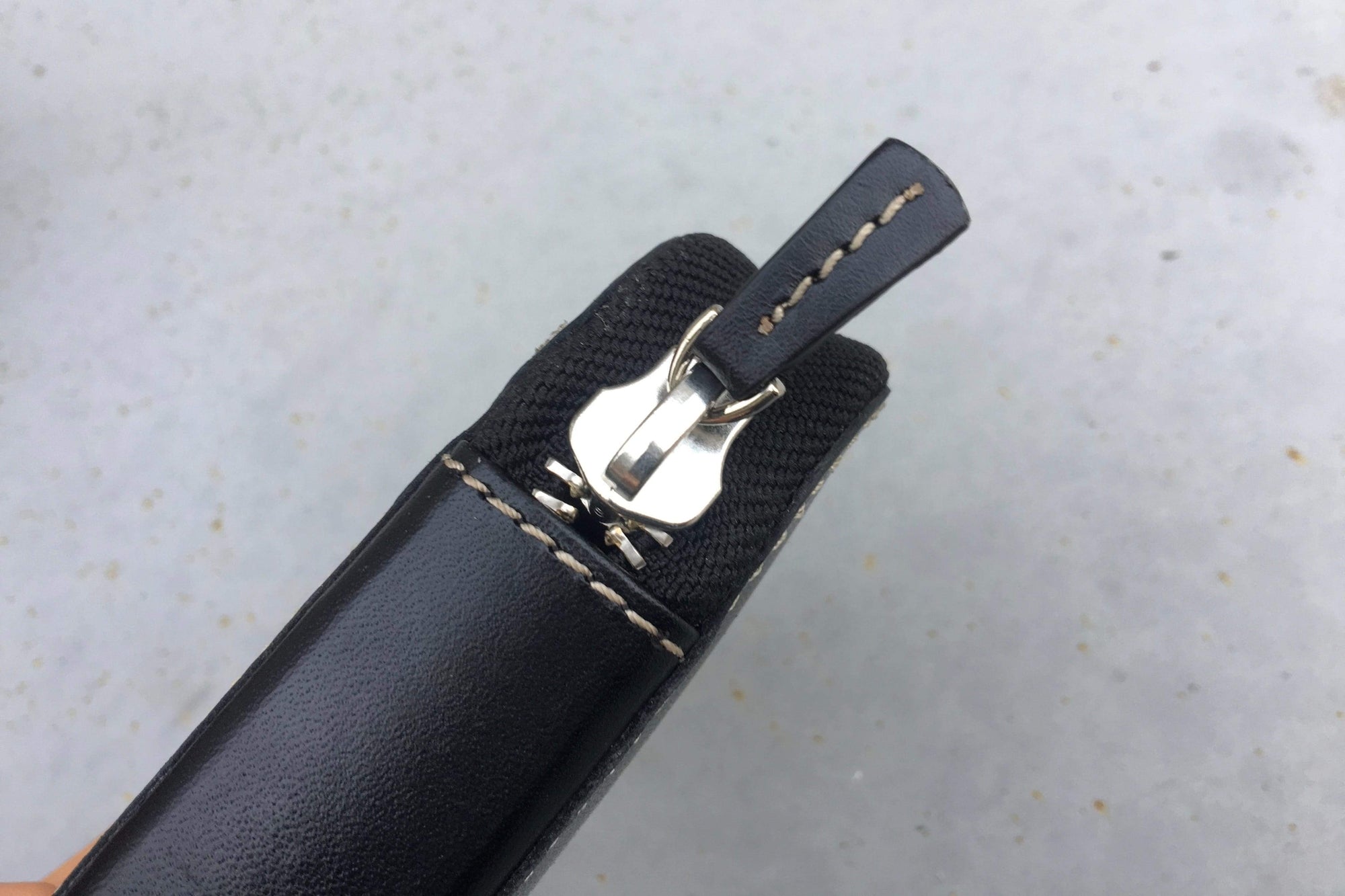 6&#39;li Fermuarlı Deri Kalemlik - Siyah