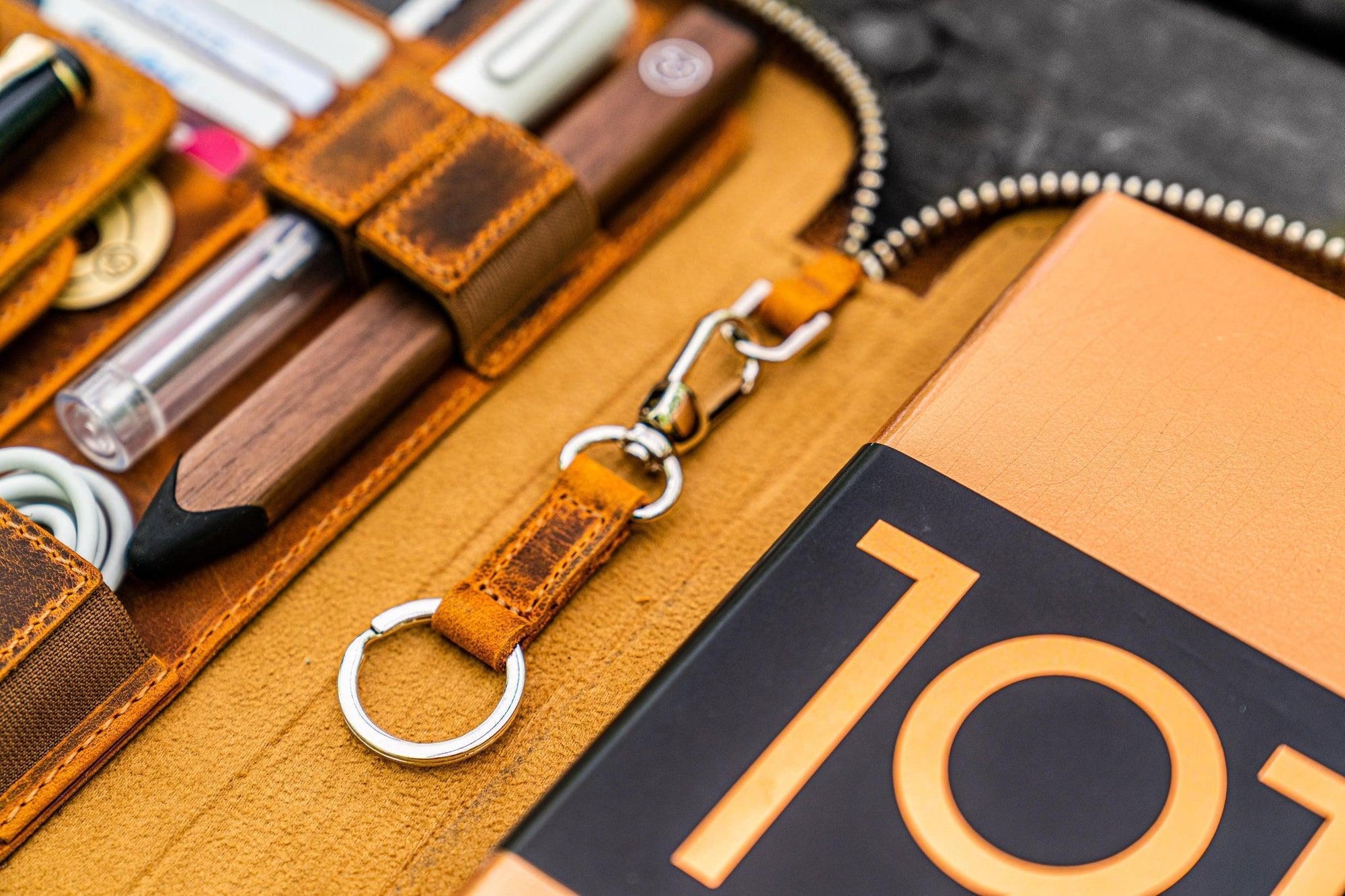 A5 Deri Organizer ve Kalemlik - Crazy Horse Taba / Kahverengi