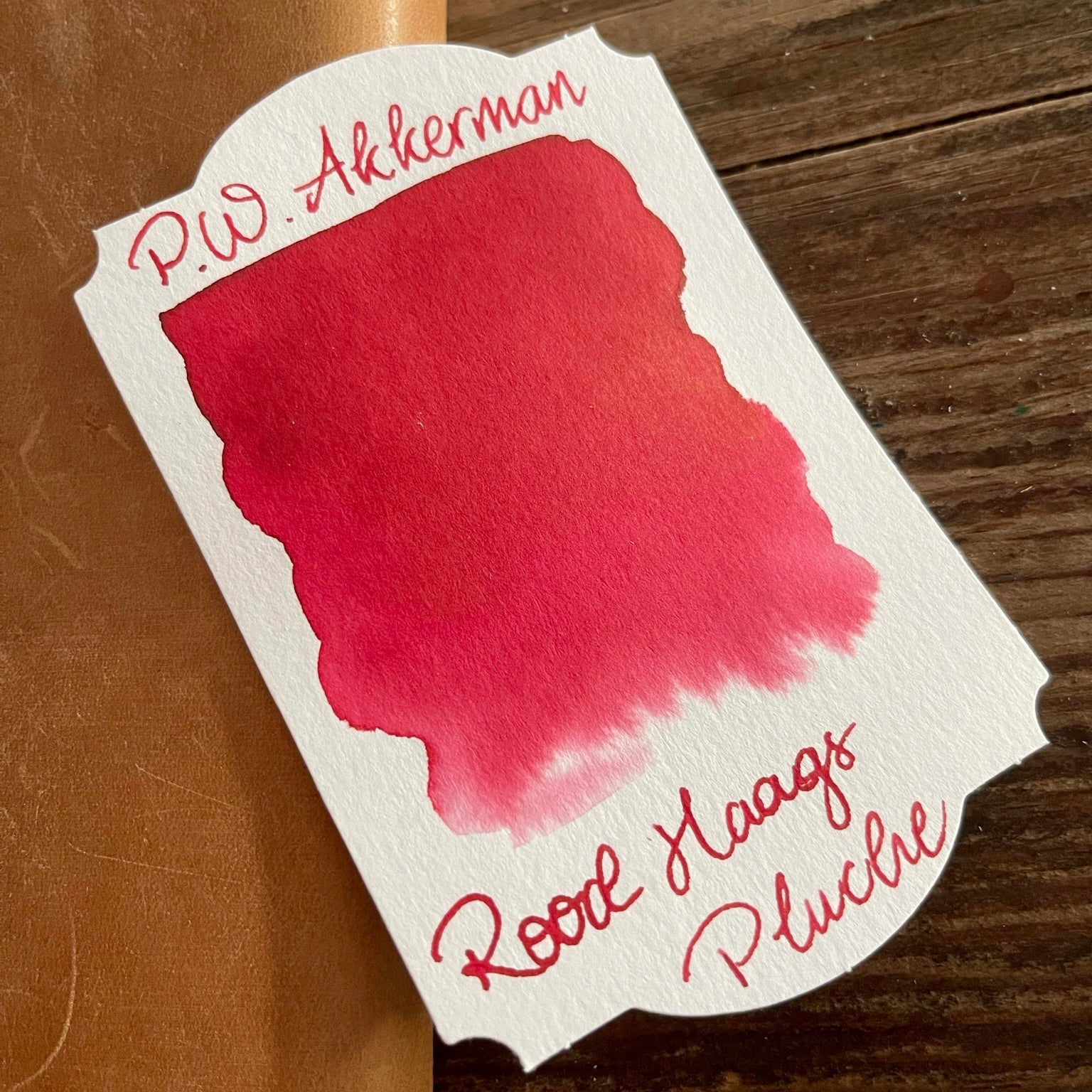 Akkerman 19 Rood Haags Pluche Mürekkep