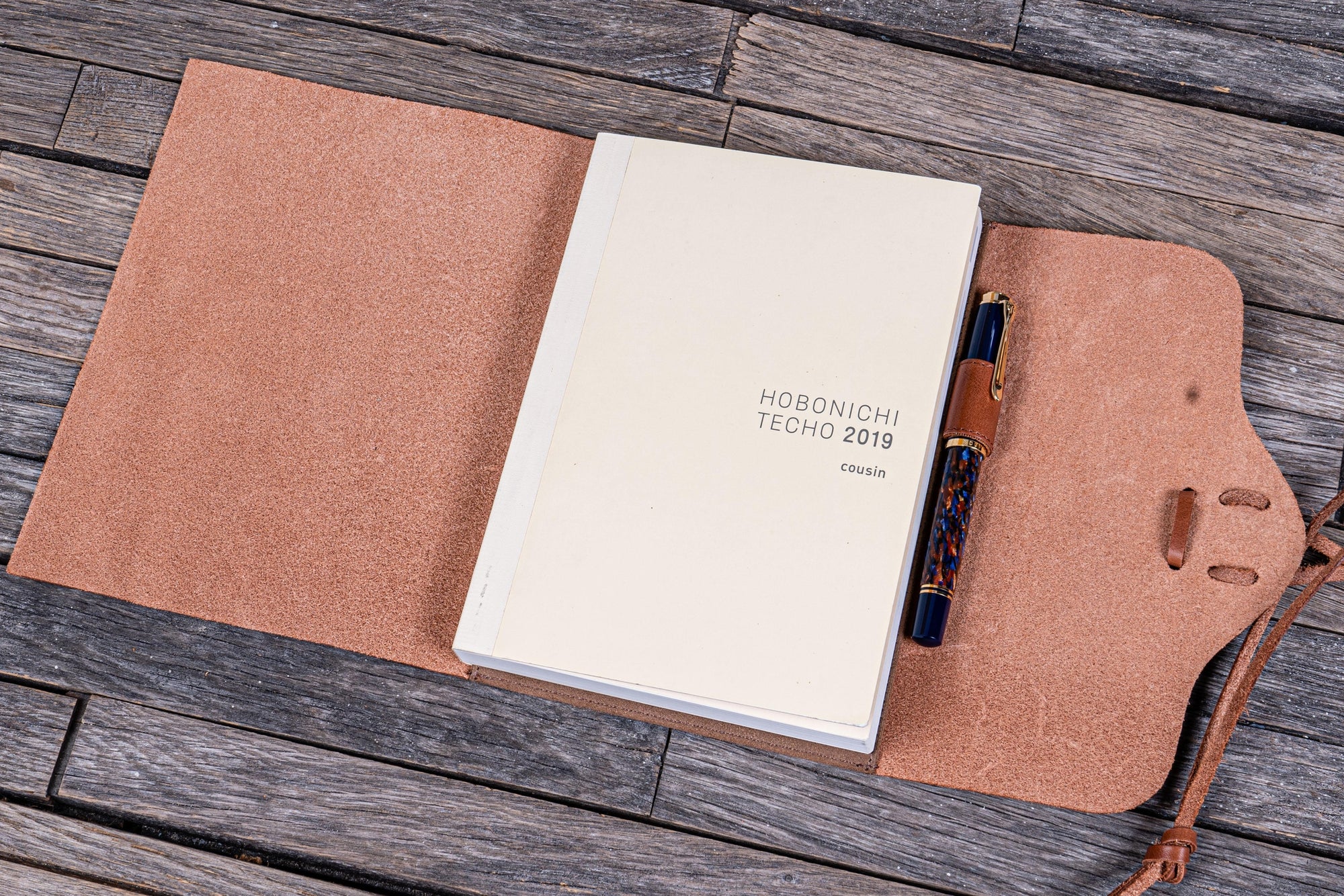 Deri Bağcıklı A5 Defter Kitap Kılıfı - Kahverengi