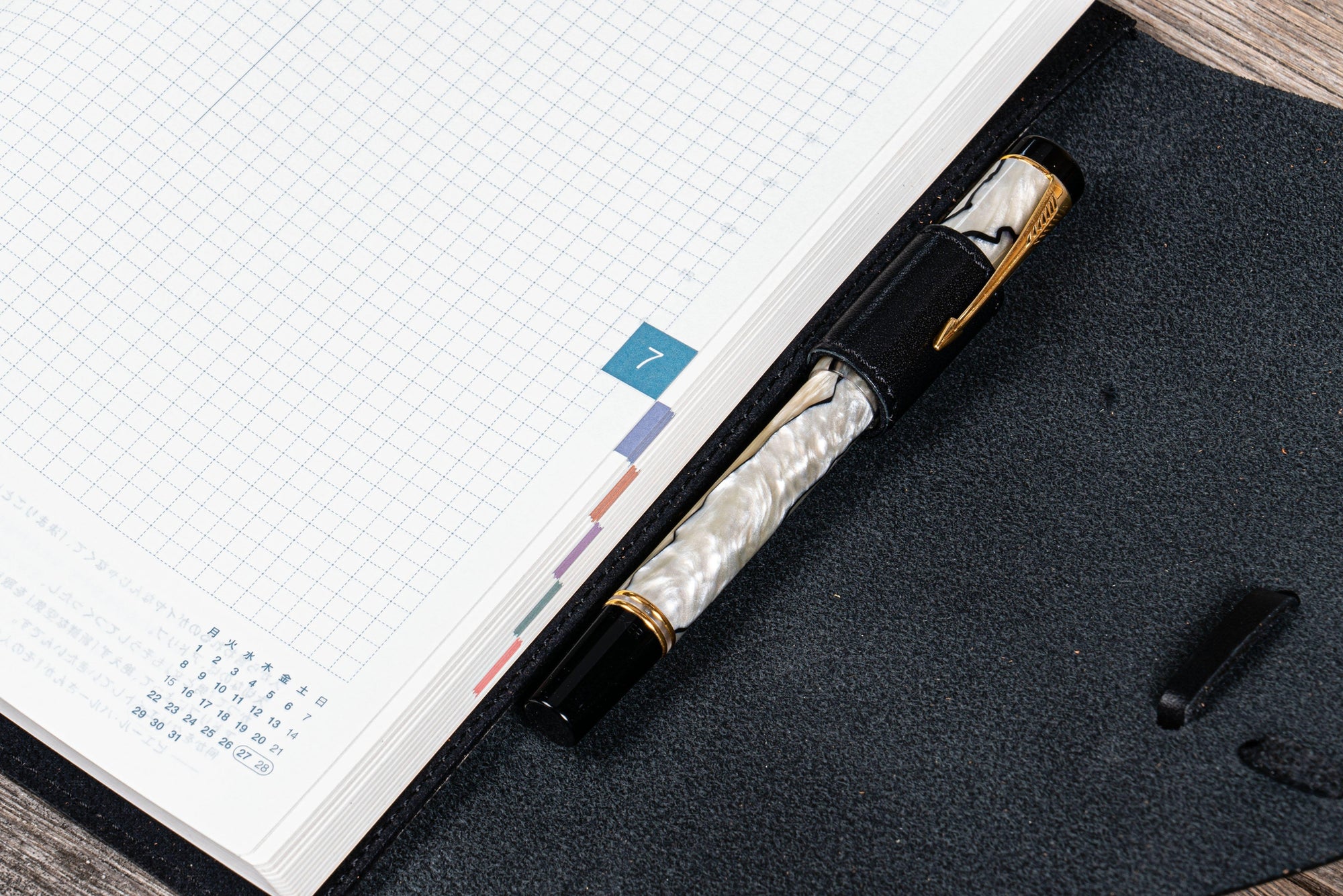 Deri Bağcıklı A5 Defter Kitap Kılıfı - Siyah