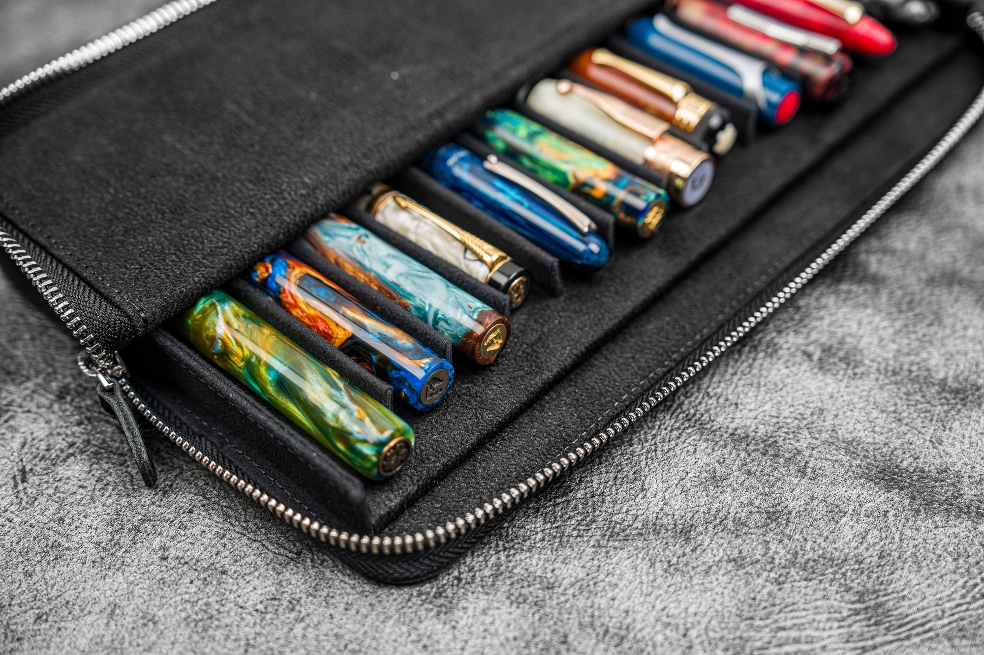 Fermuarlı Magnum Opus 12&#39;li Kalemlik - Siyah