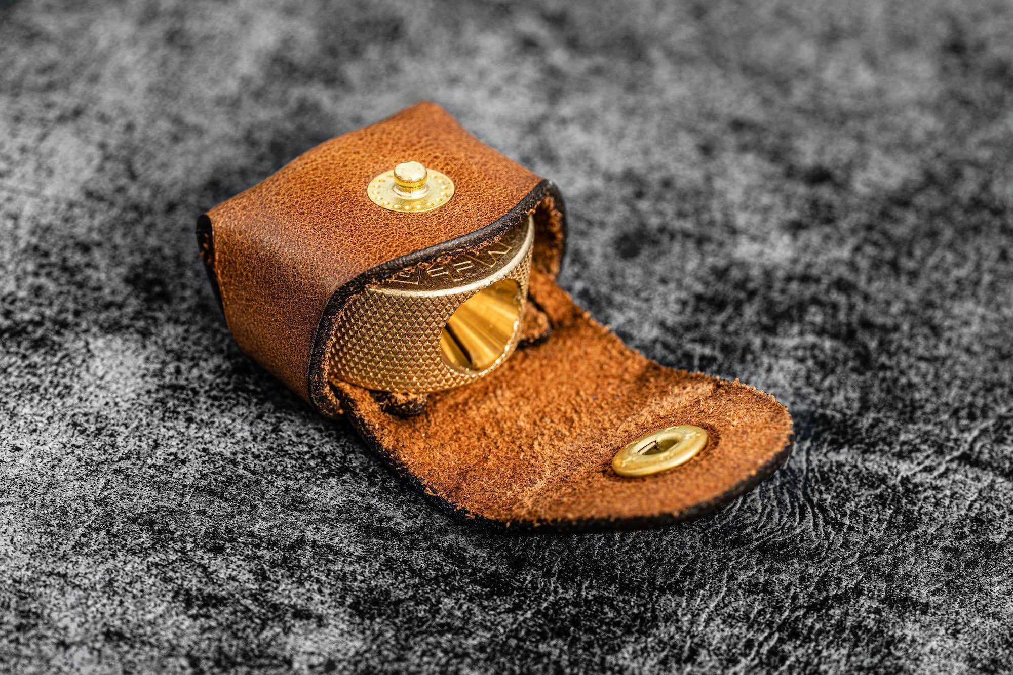 M+R Pirinç Kalemtıraş - Deri Kılıflı