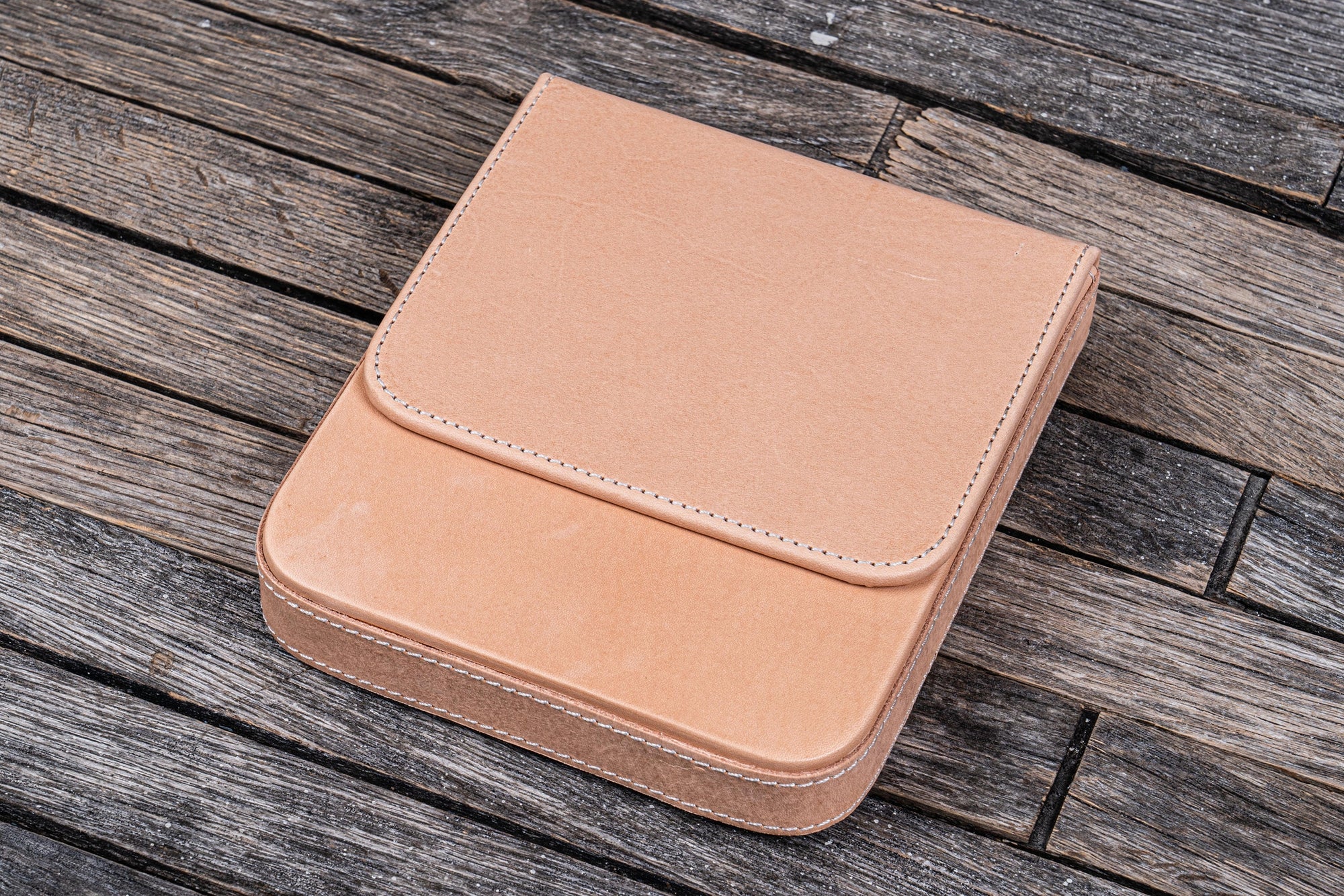 Magnum Opus 6&#39;lı Kapaklı Deri Kalemlik - Undyed Leather